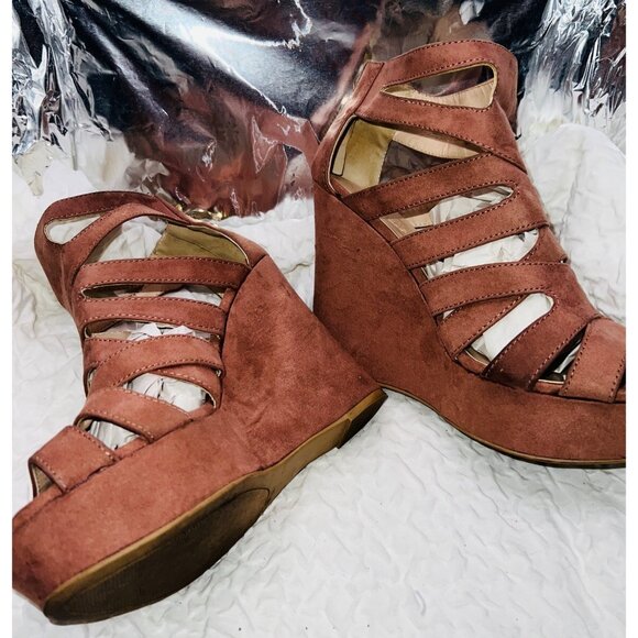 Charlotte Russe Shoes - Charlotte Russe Womens Pink Strappy Suede Wedge Sandals Size 7.5